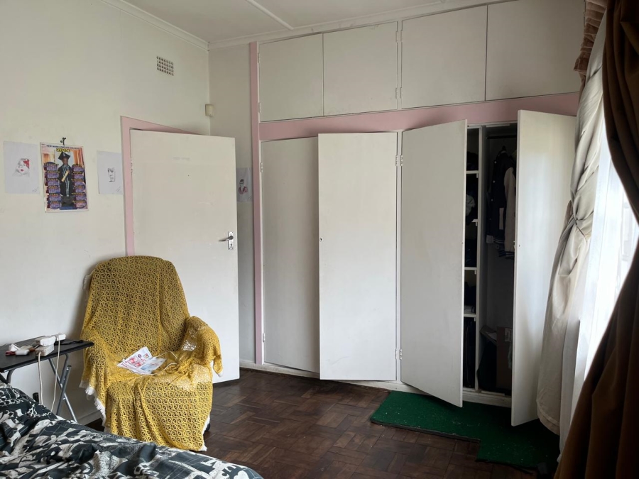 4 Bedroom Property for Sale in Linmeyer Gauteng