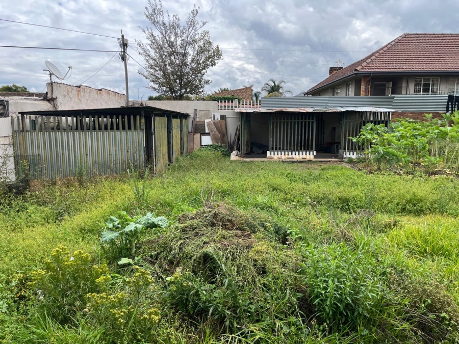 4 Bedroom Property for Sale in Linmeyer Gauteng