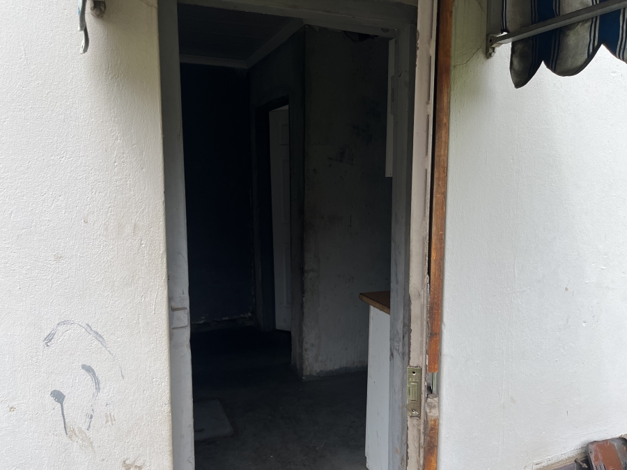 4 Bedroom Property for Sale in Linmeyer Gauteng