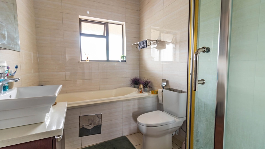 2 Bedroom Property for Sale in Summerset Gauteng