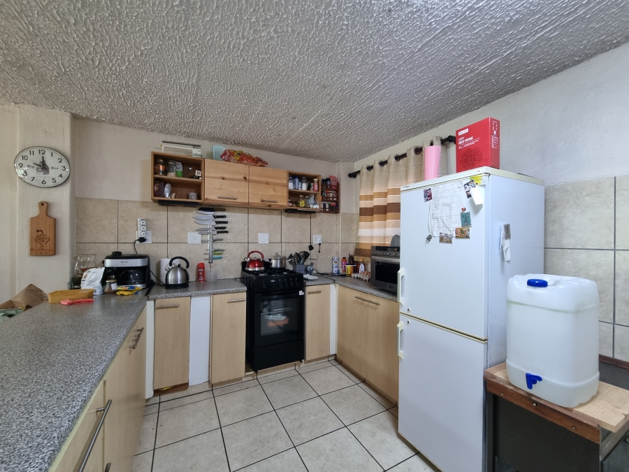 2 Bedroom Property for Sale in Silverton Gauteng