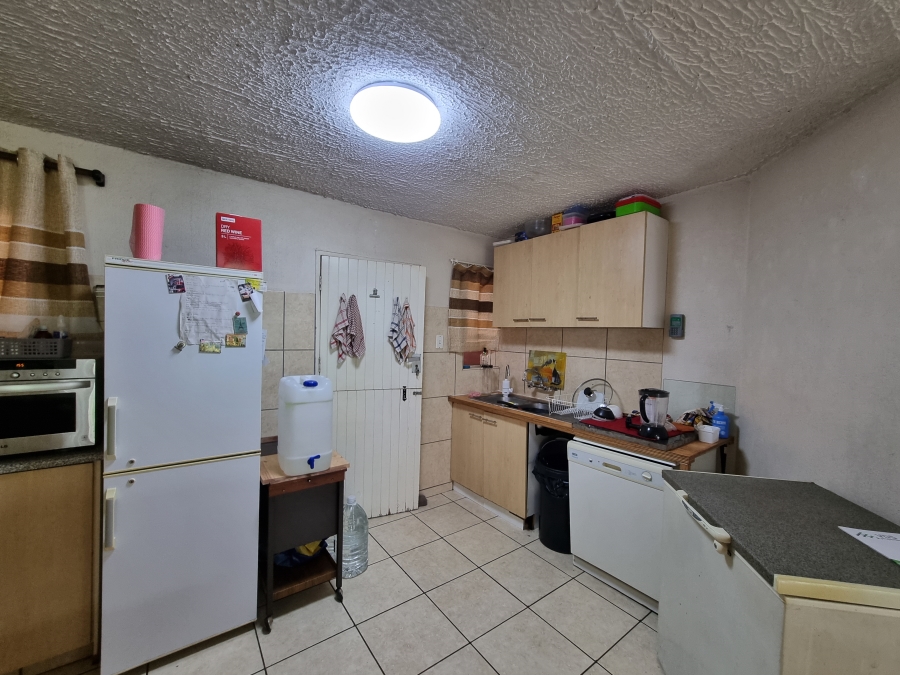 2 Bedroom Property for Sale in Silverton Gauteng