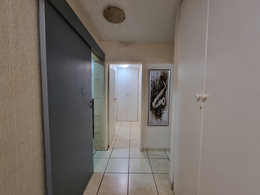 2 Bedroom Property for Sale in Silverton Gauteng