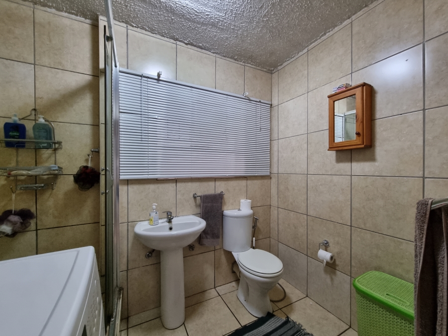 2 Bedroom Property for Sale in Silverton Gauteng