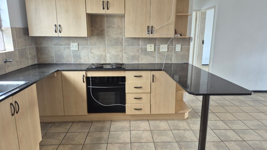 2 Bedroom Property for Sale in Bardene Gauteng