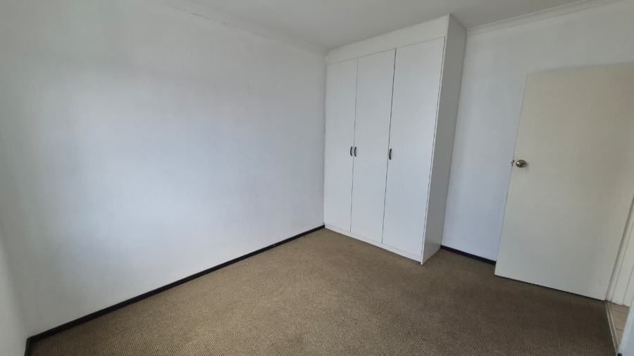 2 Bedroom Property for Sale in Bardene Gauteng