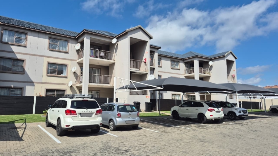 2 Bedroom Property for Sale in Bardene Gauteng