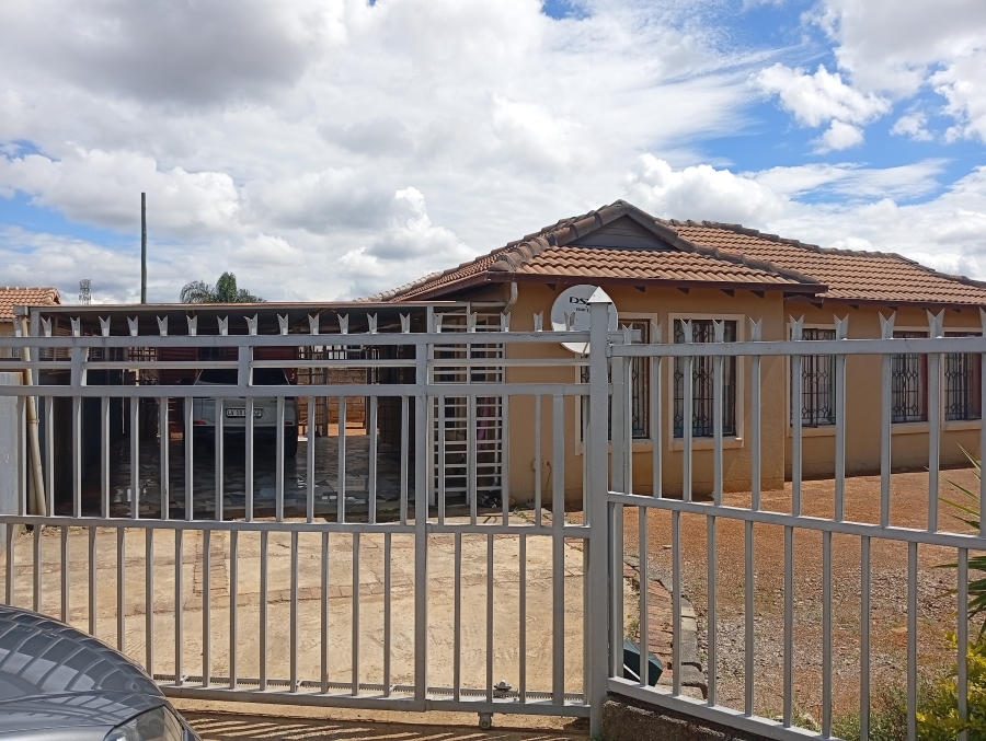 To Let 3 Bedroom Property for Rent in Nellmapius Gauteng