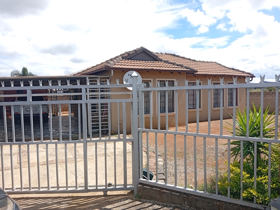 To Let 3 Bedroom Property for Rent in Nellmapius Gauteng