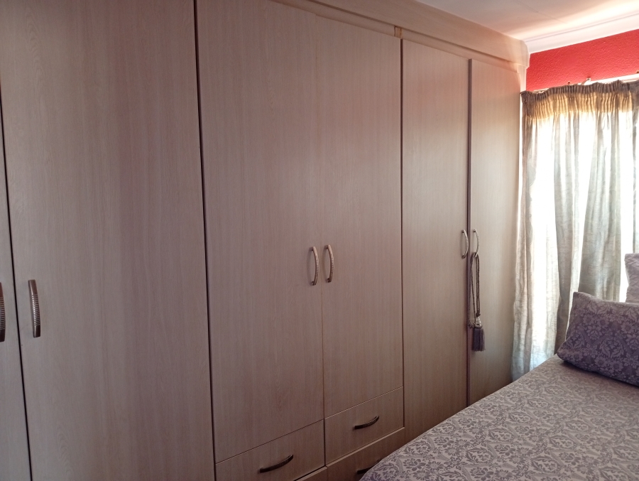 To Let 3 Bedroom Property for Rent in Nellmapius Gauteng