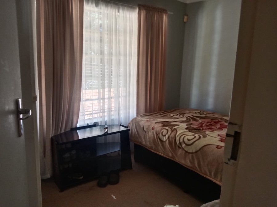 To Let 2 Bedroom Property for Rent in Erasmuskloof Gauteng
