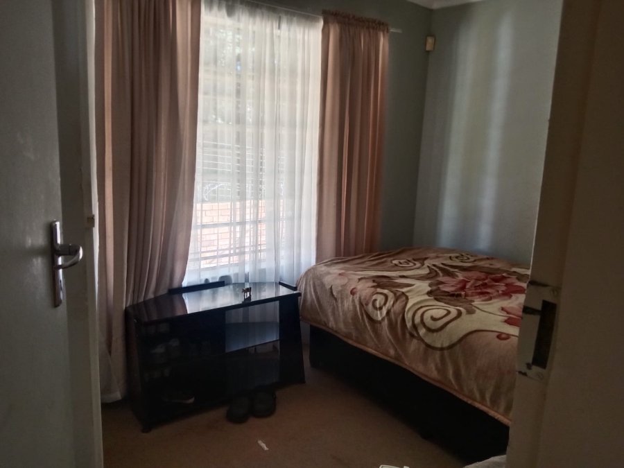 To Let 2 Bedroom Property for Rent in Erasmuskloof Gauteng