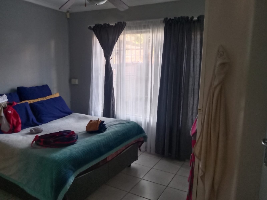 To Let 2 Bedroom Property for Rent in Erasmuskloof Gauteng