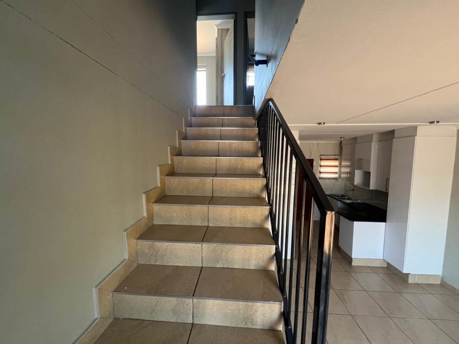 3 Bedroom Property for Sale in Albertsdal Gauteng