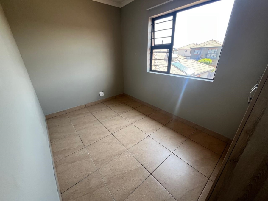 3 Bedroom Property for Sale in Albertsdal Gauteng