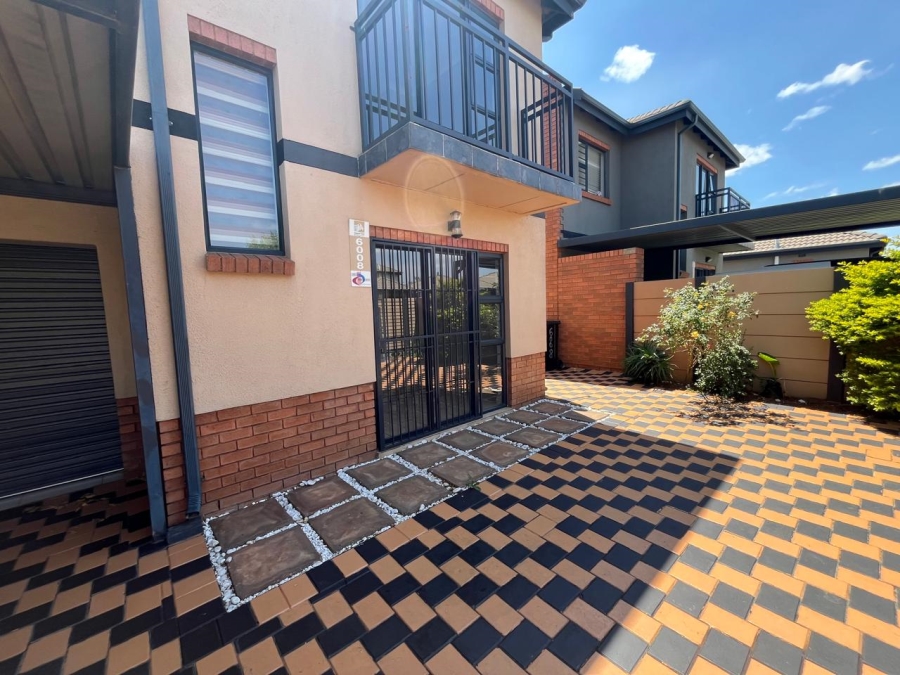 3 Bedroom Property for Sale in Albertsdal Gauteng