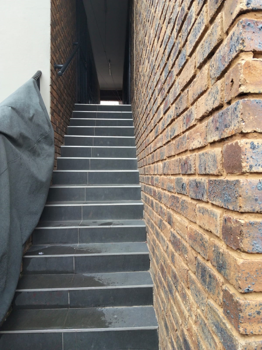 To Let 2 Bedroom Property for Rent in Laudium Gauteng