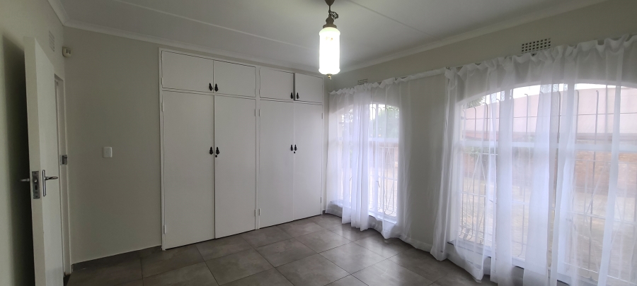 To Let 3 Bedroom Property for Rent in Highway Gardens Gauteng