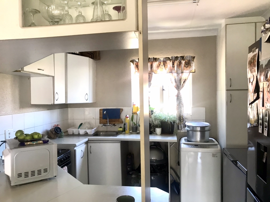 2 Bedroom Property for Sale in Lakefield Gauteng