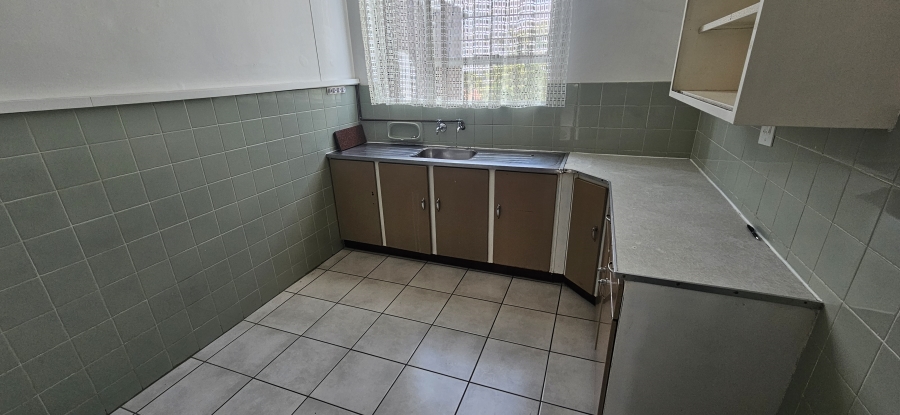 2 Bedroom Property for Sale in South Crest Gauteng