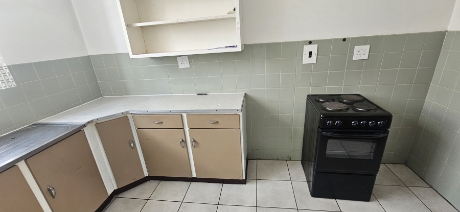 2 Bedroom Property for Sale in South Crest Gauteng