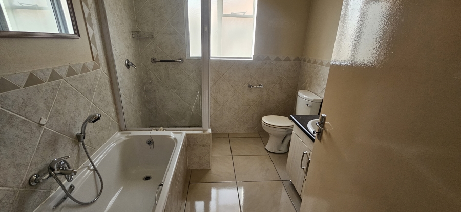 3 Bedroom Property for Sale in Randhart Gauteng