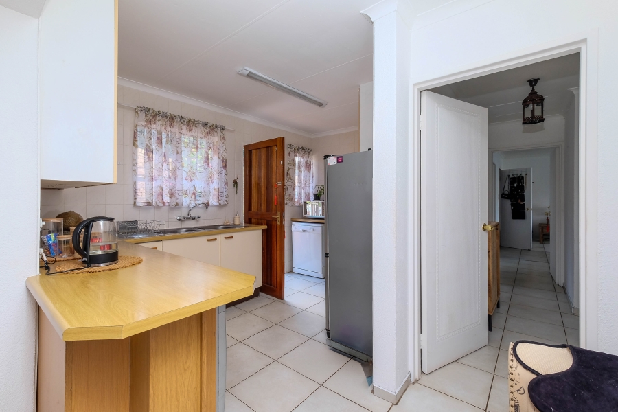 3 Bedroom Property for Sale in Roodekrans Gauteng