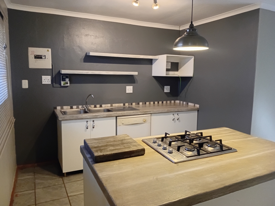 To Let 1 Bedroom Property for Rent in Elardus Park Gauteng