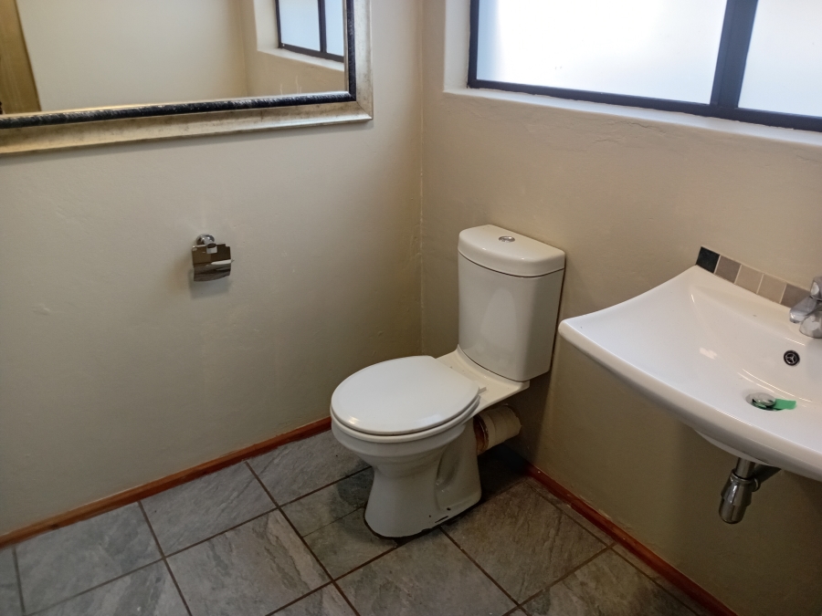 To Let 1 Bedroom Property for Rent in Elardus Park Gauteng
