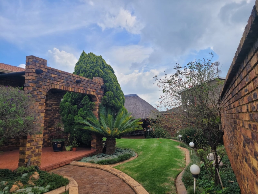 3 Bedroom Property for Sale in Rant En Dal Gauteng