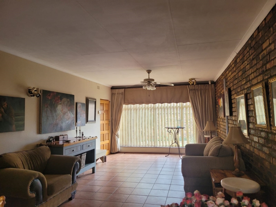 3 Bedroom Property for Sale in Rant En Dal Gauteng