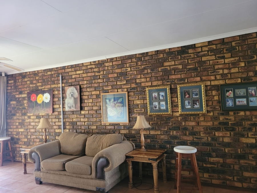 3 Bedroom Property for Sale in Rant En Dal Gauteng