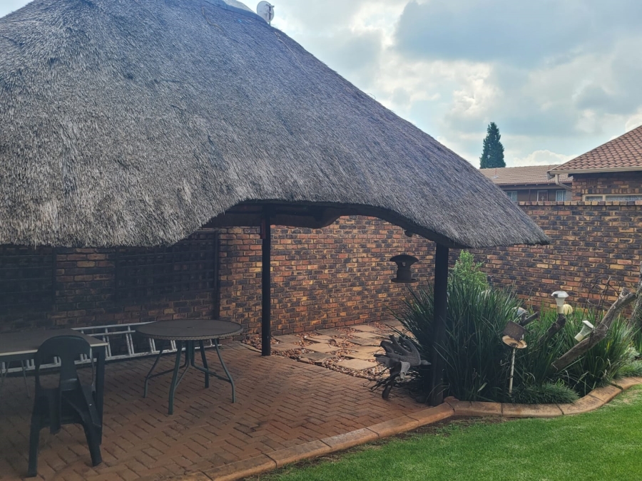 3 Bedroom Property for Sale in Rant En Dal Gauteng