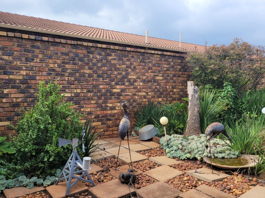 3 Bedroom Property for Sale in Rant En Dal Gauteng