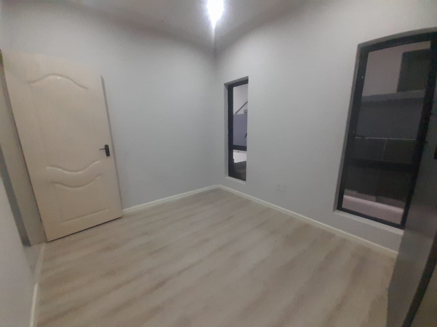 To Let 2 Bedroom Property for Rent in Bryanston Gauteng