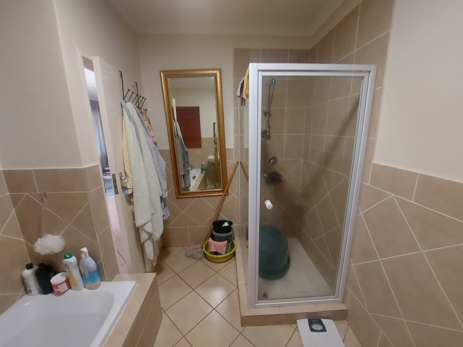 2 Bedroom Property for Sale in Annlin Gauteng