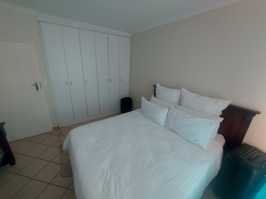 2 Bedroom Property for Sale in Annlin Gauteng