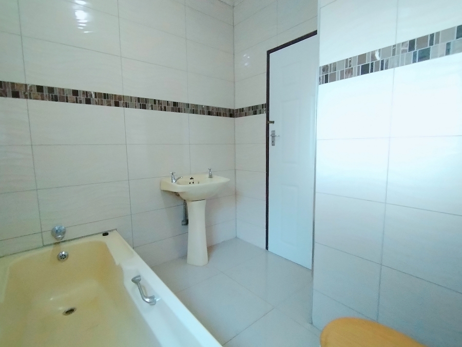 To Let 3 Bedroom Property for Rent in Dersley Gauteng