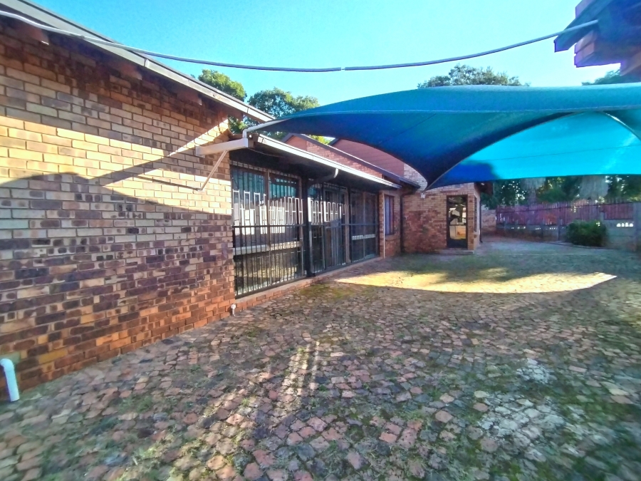 To Let 3 Bedroom Property for Rent in Dersley Gauteng