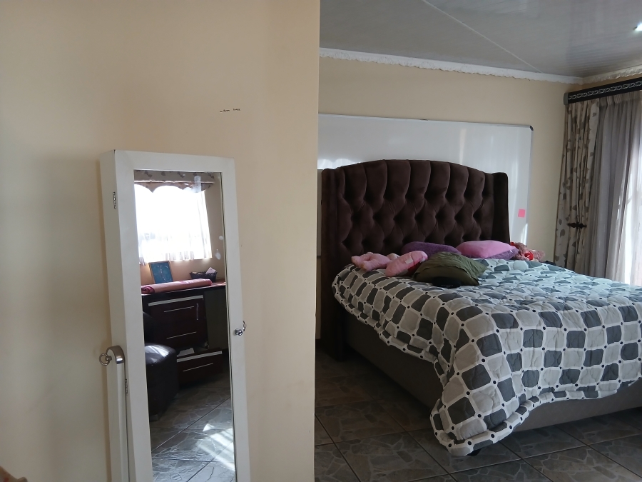 16 Bedroom Property for Sale in Elandsfontein AH Gauteng