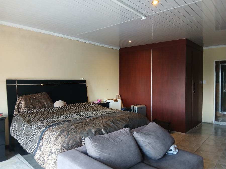 16 Bedroom Property for Sale in Elandsfontein AH Gauteng