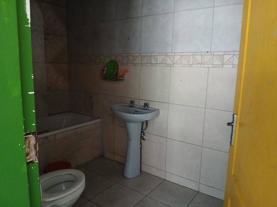 16 Bedroom Property for Sale in Elandsfontein AH Gauteng