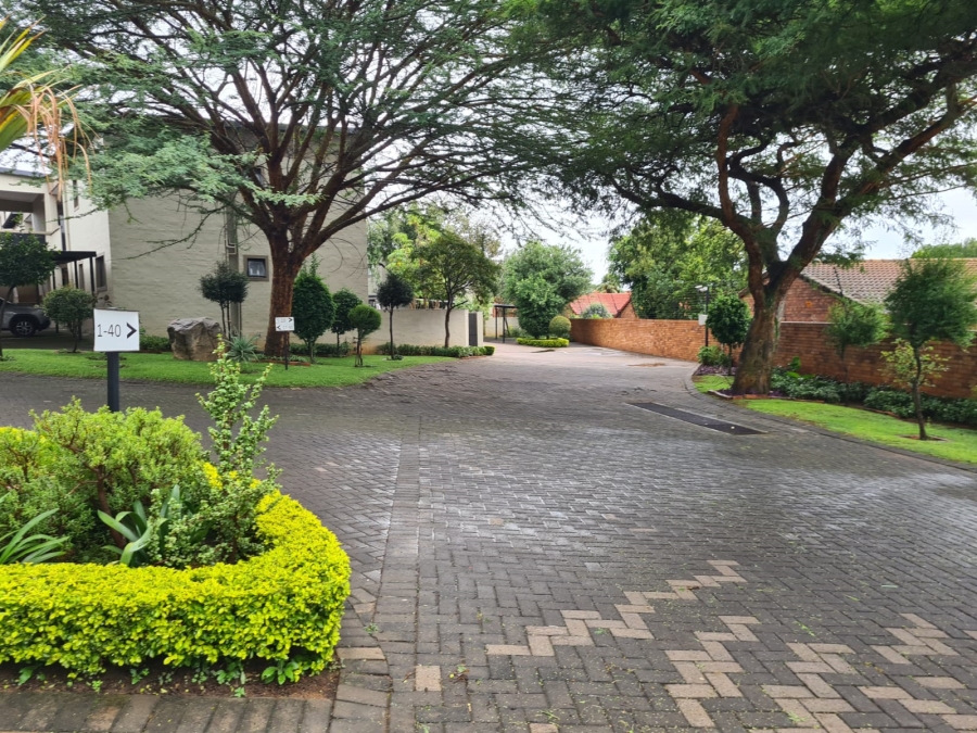 2 Bedroom Property for Sale in Northgate Gauteng