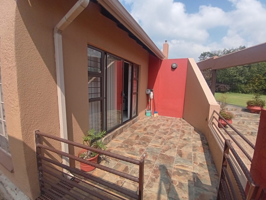 4 Bedroom Property for Sale in Alberante Gauteng