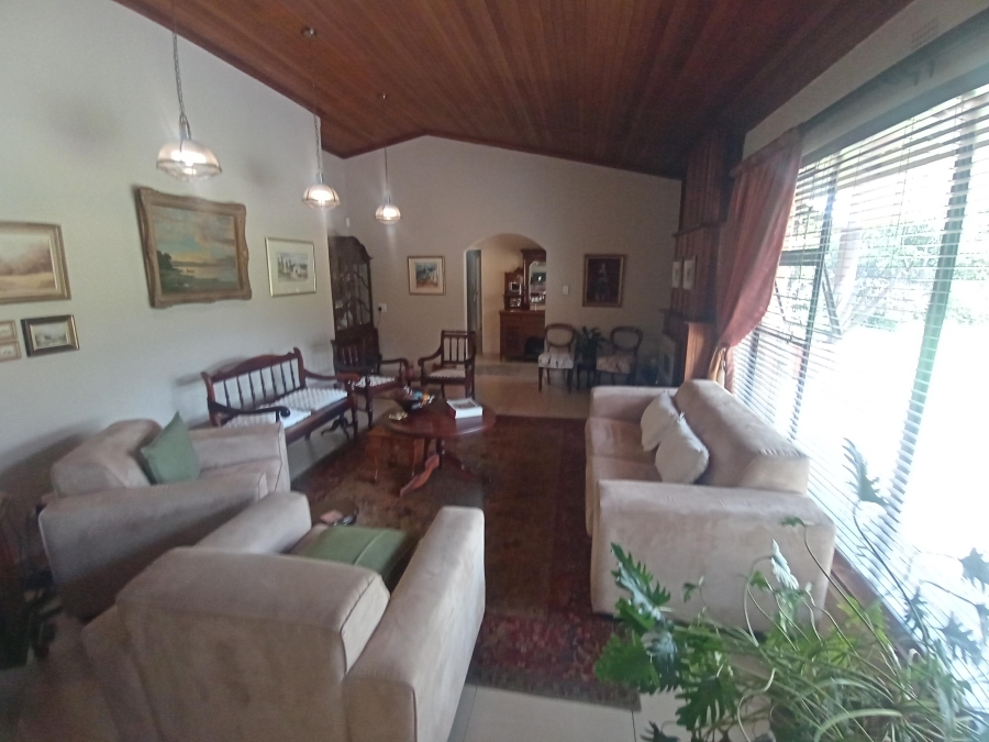 4 Bedroom Property for Sale in Alberante Gauteng