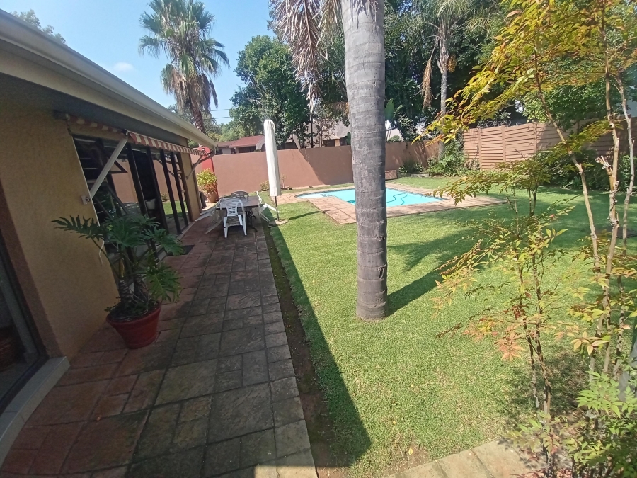 4 Bedroom Property for Sale in Alberante Gauteng