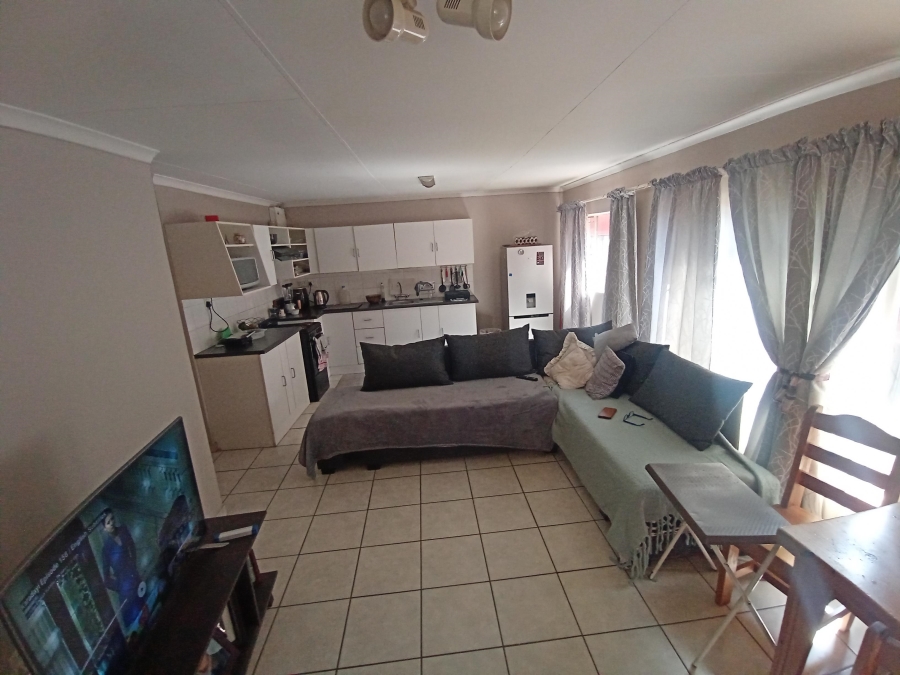 4 Bedroom Property for Sale in Alberante Gauteng