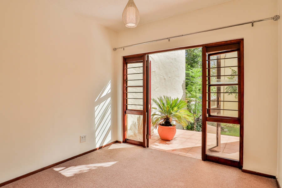 1 Bedroom Property for Sale in River Club Gauteng