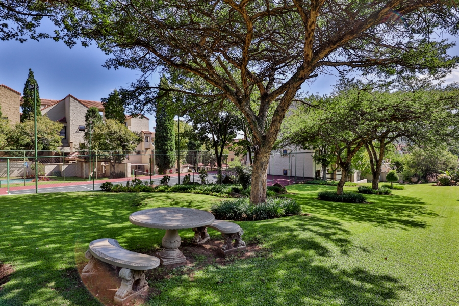 1 Bedroom Property for Sale in River Club Gauteng