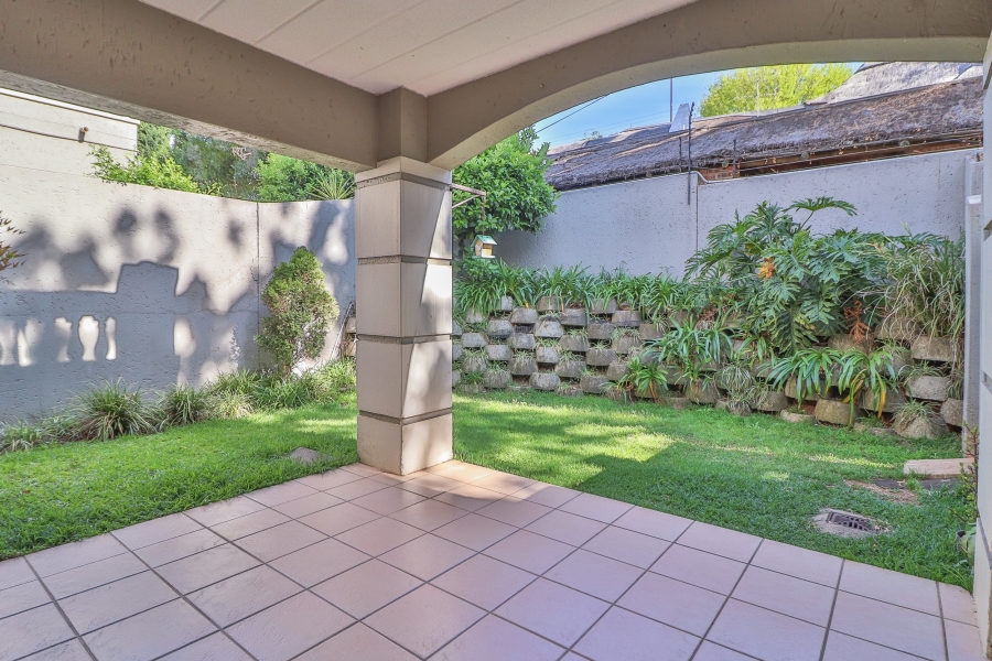 1 Bedroom Property for Sale in Melrose North Gauteng